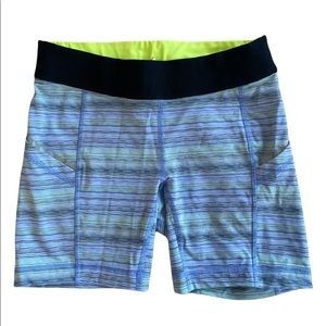 Lululemon Biker Shorts with Pockets Size 6